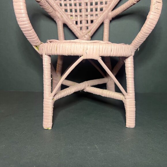 Vintage Rare Pink Rattan Wicker Shabby Heart Shaped Doll Chair Furniture 10" - Picture 3 of 8